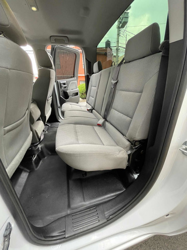 Imagen 8 de 15 de Chevrolet Silverado 2017 4.3 2500 Cab Ext Ls V6 4x2 At