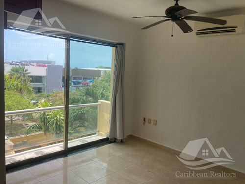 Casa En Venta En Cancún Con Alberca Propia Y Rooftop