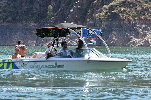 Imagen 8 de 10 de Lancha De Wakeboard Y Wakesurf Skywake X20