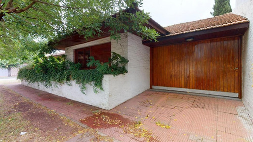 Imagen 1 de 30 de Casa - La Plata