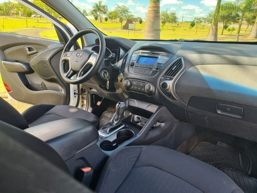 Imagen 6 de 10 de Hyundai Tucson Aut 4x4