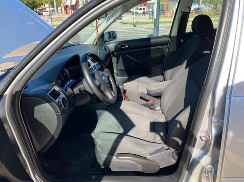 Volkswagen Bora 1.8 Highline T 180cv 2011