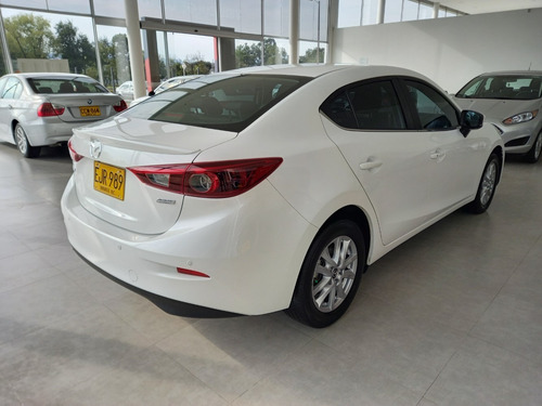 Mazda 3 Touring At