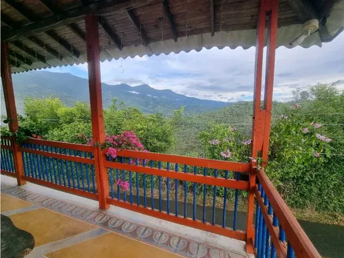 Finca De 3 Cuadras En Venta A 15 Minutos De Calarcá