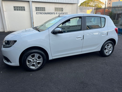 Renault Sandero 1.6 Dynamique Hi-power 5p