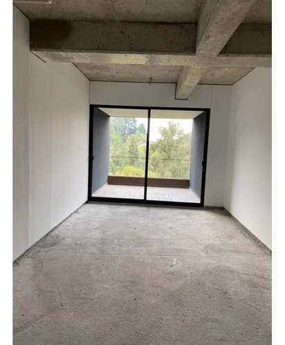 Oficina En Alto De Palmas En Complejo Comercial