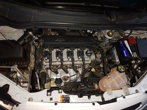 Chevrolet Onix Joy+