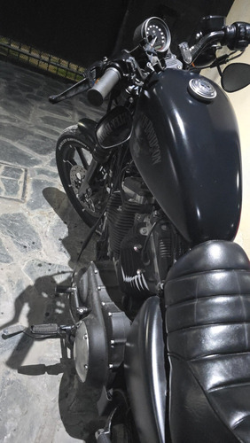 Harley Davidson Sportster Iron 883
