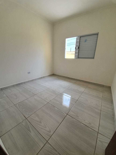 Imagem 8 de 12 de Casa Geminada 2 Quartos,1 Suíte,4 Vagas De Garagem 786