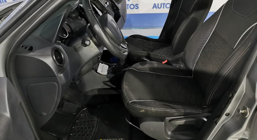 Imagen 12 de 15 de Renauk Duster Oroch 2017 - Dynamique Mt 2.0l 2ab 4ve Dpy7