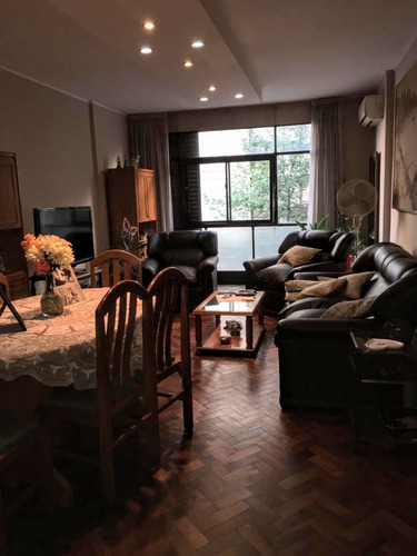 Imagen 2 de 10 de Venta Departamento 3 Dormitorios Cochera Centro