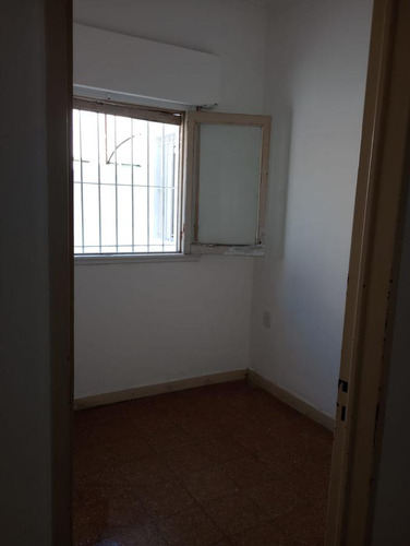 Ph En Venta - 2 Dormitorios 1 Baño - 82mts2 - La Plata