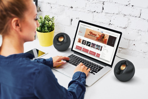 Parlantes Creative Pebble 2.0 Black