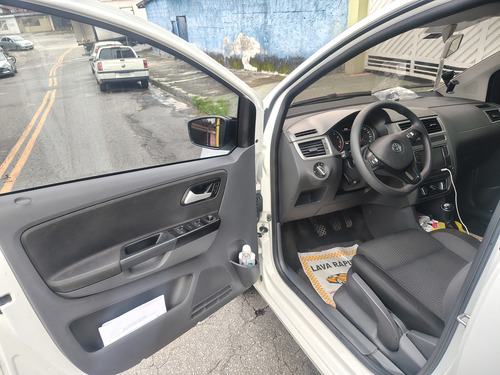Volkswagen Fox 1.6 Connect Total Flex 5p
