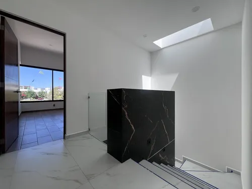 Casa Nueva En Condesa Juriquilla Gran Jardín Y Estudio