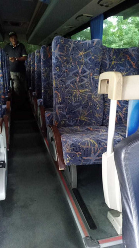 Imagen 11 de 15 de Bus Blk De 37 Pasajeros