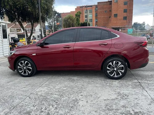 Chevrolet Onix 1.0T Premier Sedan At