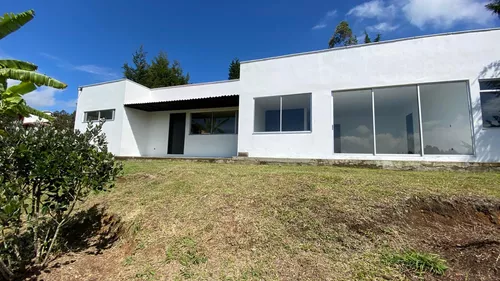 Linda Finca En Venta En La Vereda Abreo De Rionegro Antioquia