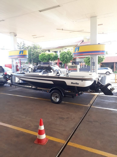 Imagem 6 de 6 de Lancha Megabess Super Boat