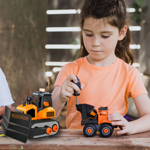 Camión Con Pala Quitanieve Desmontable Construcción Black+decker Take Apart Classic Color Naranja
