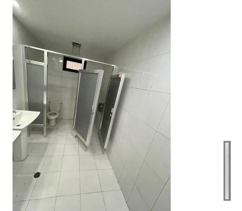 Imagen 18 de 30 de En Alquiler Oficina Torre Centro A1
