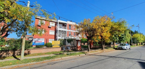 Imagen 2 de 15 de Venta Departamento 4 Ambientes En Barrio Solares Del Aeropuerto, Ciudad Evita.