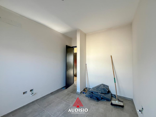 Duplex En Venta - Rincones De Manantiales
