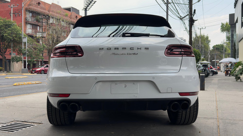 Porsche Macan 3.7 Turbo At