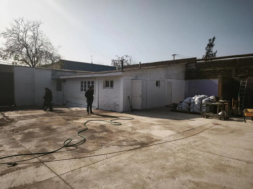 Arriendo Bodega  Con Oficinas  520 M2 Uso Industrial