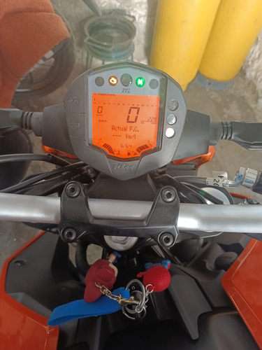 Motocicleta Ktm Duke 200 Cc 2024 Ktm Duke 200 Model