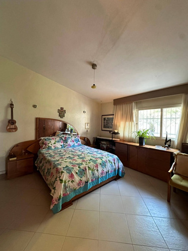 Solo Clientes Venta De Impecable Casa En Trigal Norte Valencia Calle Cerrada