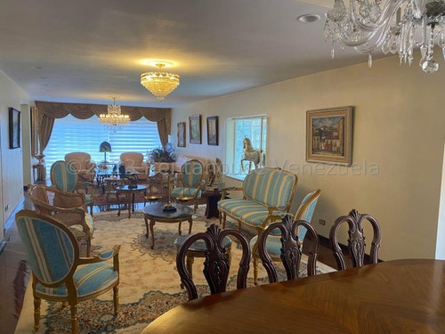 Se Vende Townhouse En La Alameda Mls #24-28039
