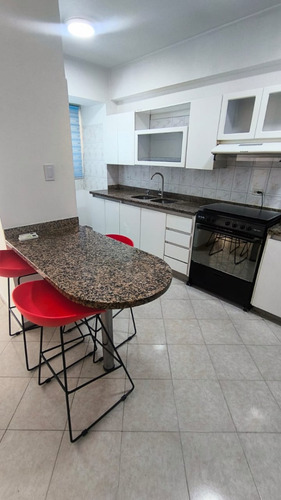 Alquiler Apartamento En El Bosque, Residencias Vista Al Bosque, Valencia. Amoblado. Lm.p