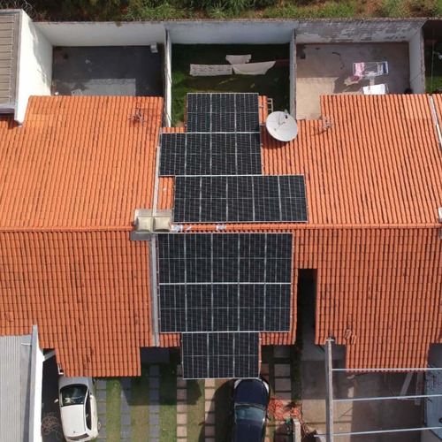 Imagem 1 de 5 de Projeto, Fornecimento E Instalação De Sistema Energia Solar