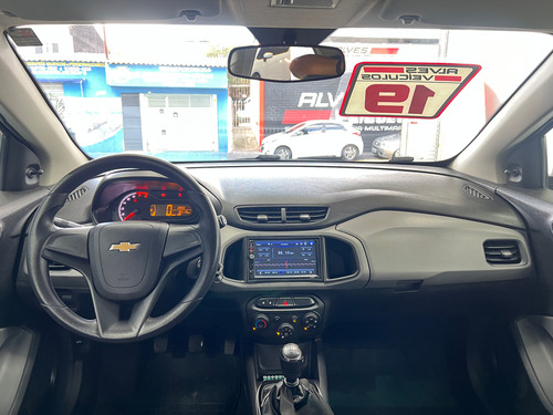 Chevrolet Onix ONIX HATCH JOY 1.0 8V FLEX 5P MEC.