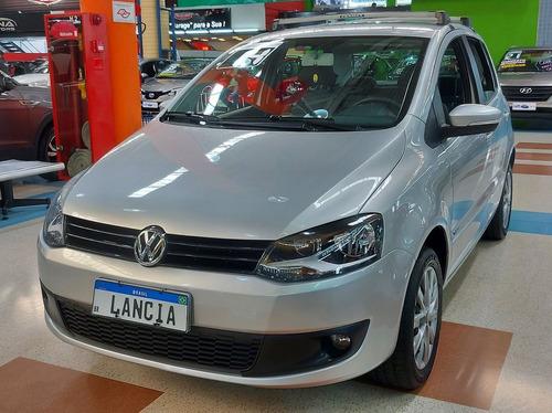 Imagem 7 de 15 de Volkswagen Fox Trend 1.6 Mi 8v