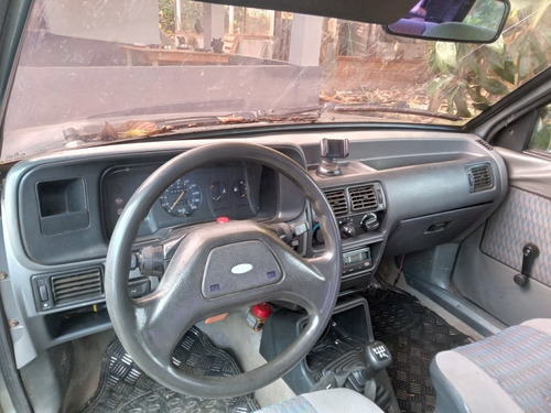 Ford Escort 1.0 Hobby 4P