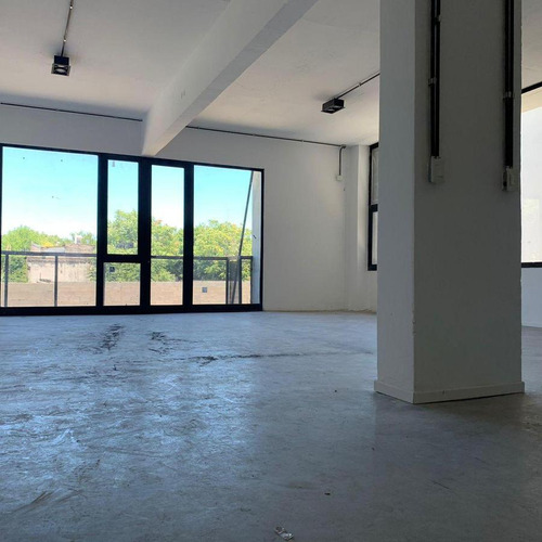 A Estrenar Edificio De Departamentos / Oficinas Con 18 Cocheras
