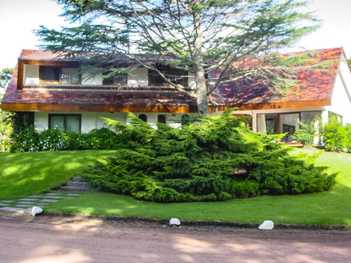 Imagen 1 de 27 de Casa En Venta De 4 Dormitorios En Lugano
