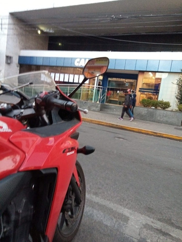 Imagem 6 de 8 de Honda 2014