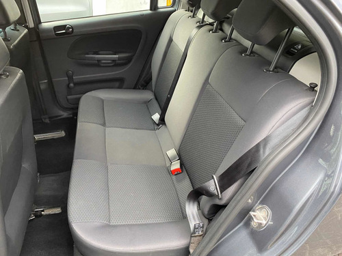 Imagen 7 de 10 de Volkswagen Gol 2020 1.6 Trendline Mt 5 P