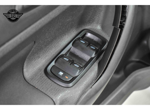 Ford Fiesta 1.6 SE PLUS SEDAN 16V FLEX 4P POWERSHIFT