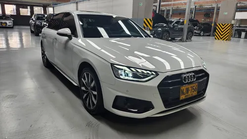Audi A4 2.0 40 Tfsi Prestige Black