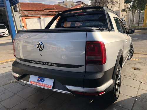 Imagem 10 de 15 de Volkswagen Saveiro 1.6 16v Cross Cab. Dupla Total Flex 2p-
