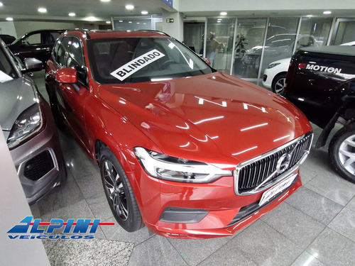 Volvo XC60 T5 MOMENTUM AWD GEARTRONIC