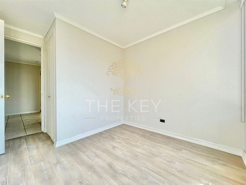 Departamento En Venta De 3 Dormitorios - Colón, Las Condes