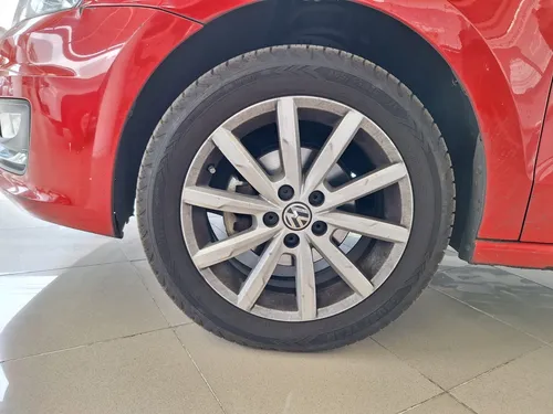 Volkswagen Vento 1.6 Highline At