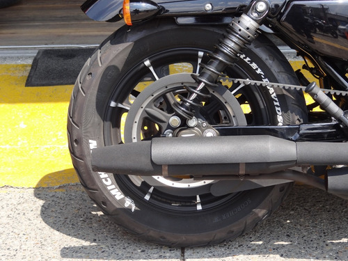Harley Davinson Iron 883