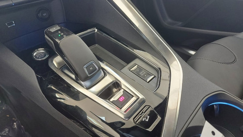 Imagen 12 de 24 de Peugeot 3008 Gt Pack Thp 165cv Tiptronic Andres