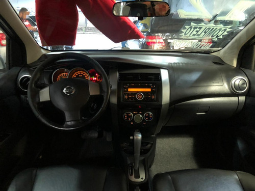 Nissan Livina 2012 1.8 Flex Sl Completo Automático Prata